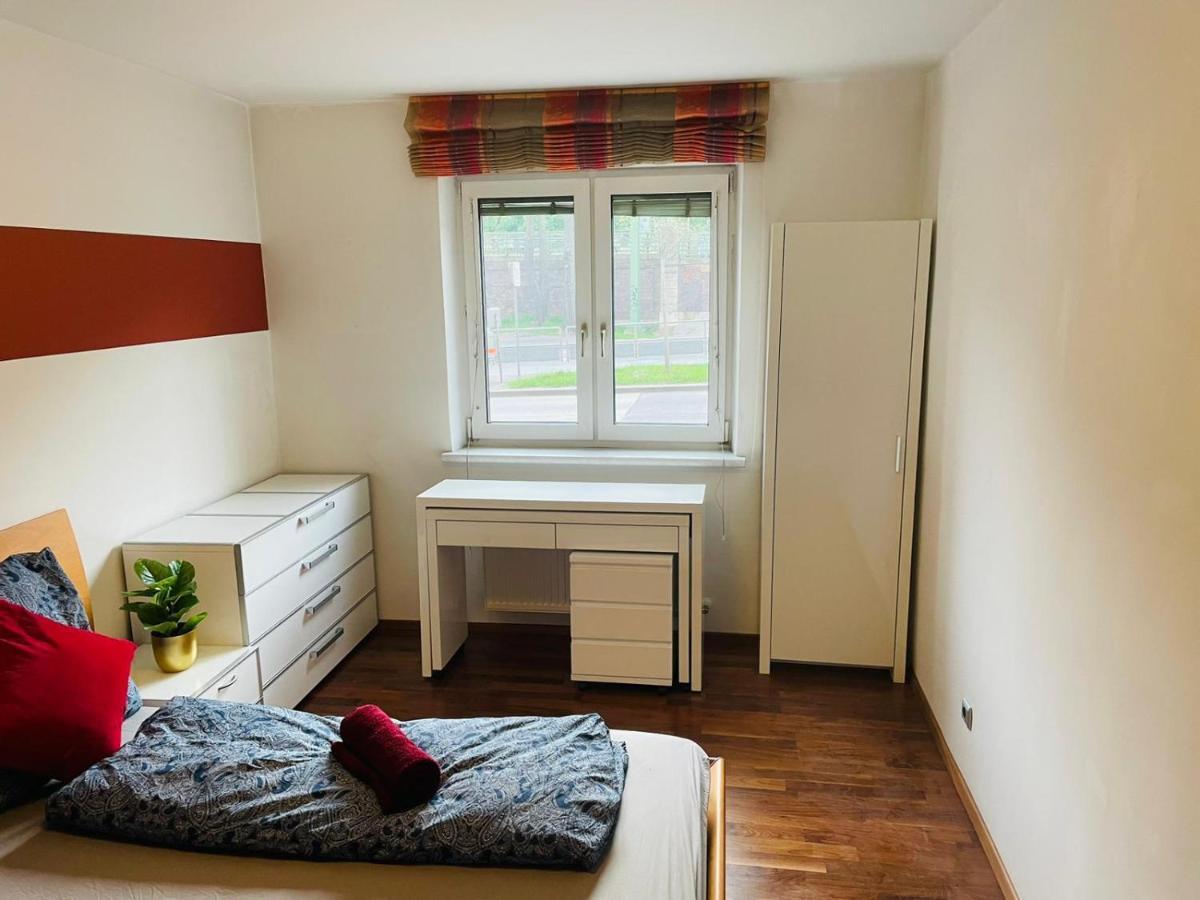 Super Deluxe Apartment - Near U6, U3 In City Center Wien Exteriör bild